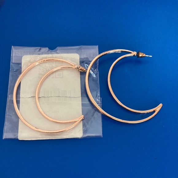 Earring bundle - Picture 4 of 4